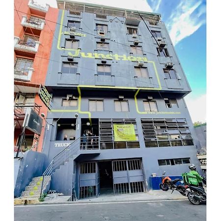 Oyo 866 Junction Hostels มะนิลา ภายนอก รูปภาพ